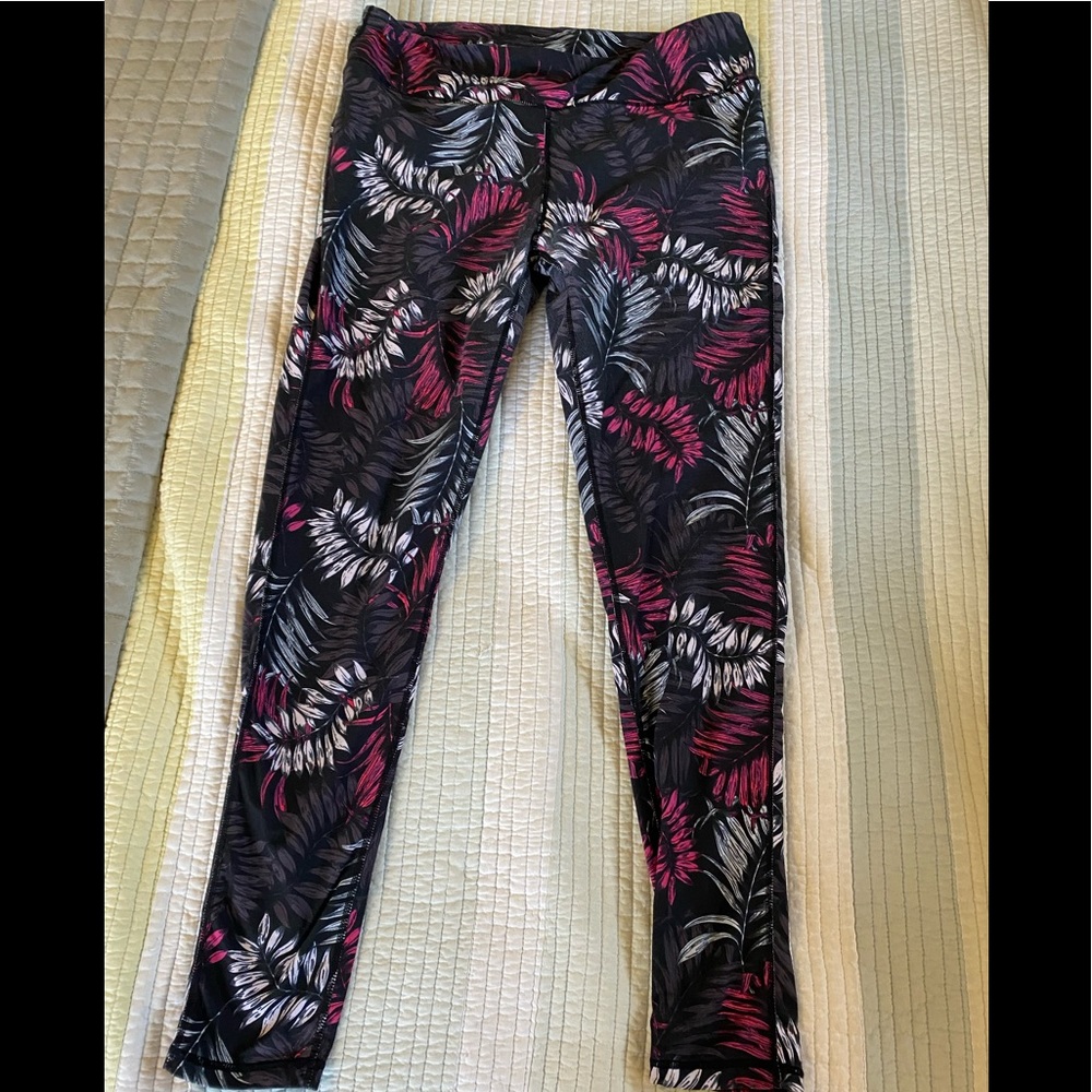 Fabletics Long Leggings Size Large - image 1